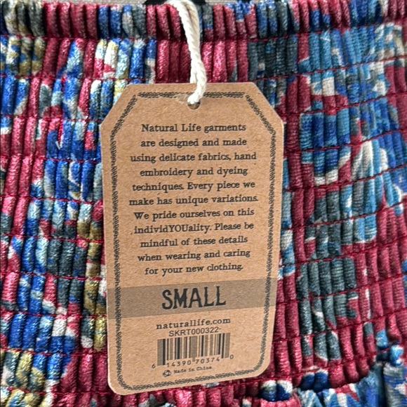 NATURAL LIFE Red and Blue Maxi Pleated Skirt - Picture 5 of 7